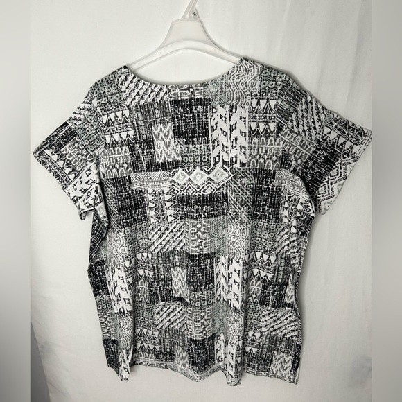 Woman Within Plus Size Print Patchwork Knit Tunic . 2X Gray White - Picture 9 of 14